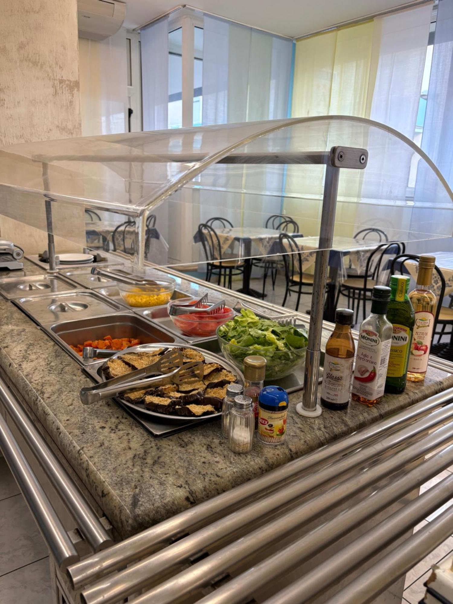 Hotel Adria Mare Rimini Bagian luar foto