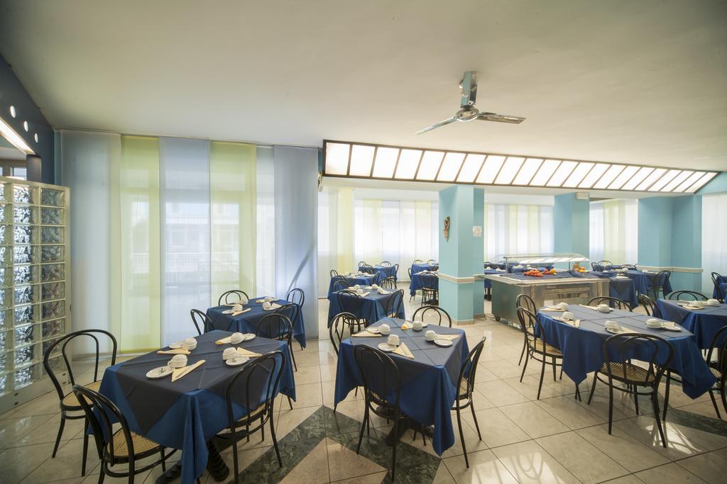 Hotel Adria Mare Rimini Bagian luar foto