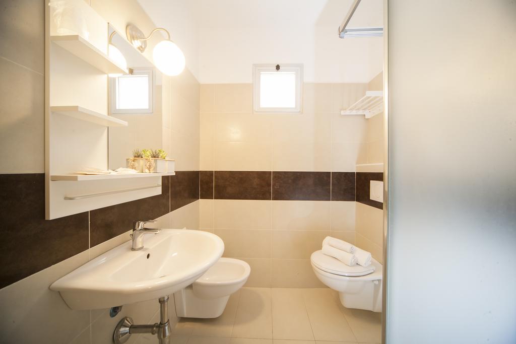 Hotel Adria Mare Rimini Bagian luar foto