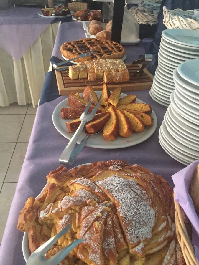 Hotel Adria Mare Rimini Bagian luar foto