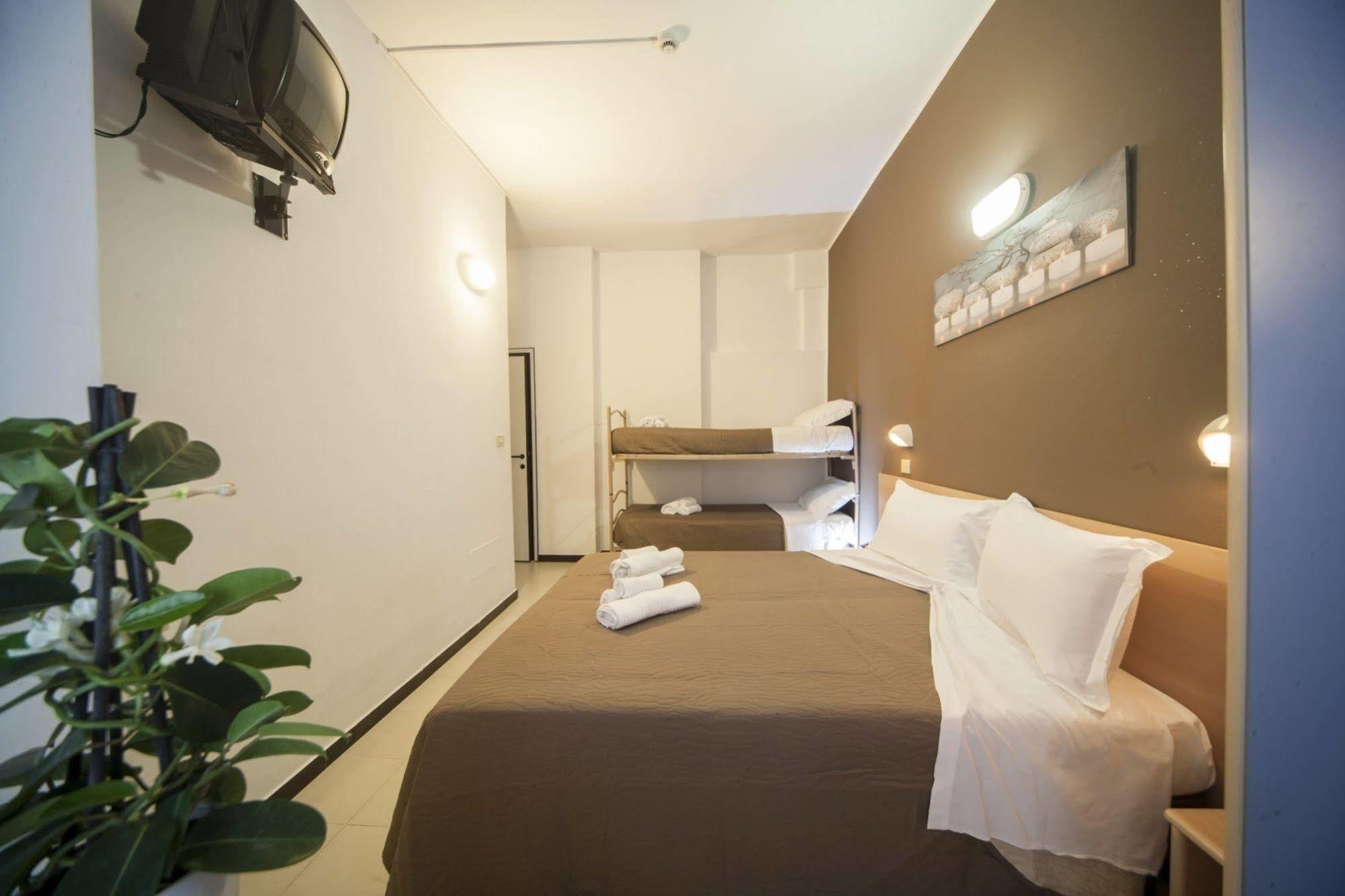 Hotel Adria Mare Rimini Bagian luar foto