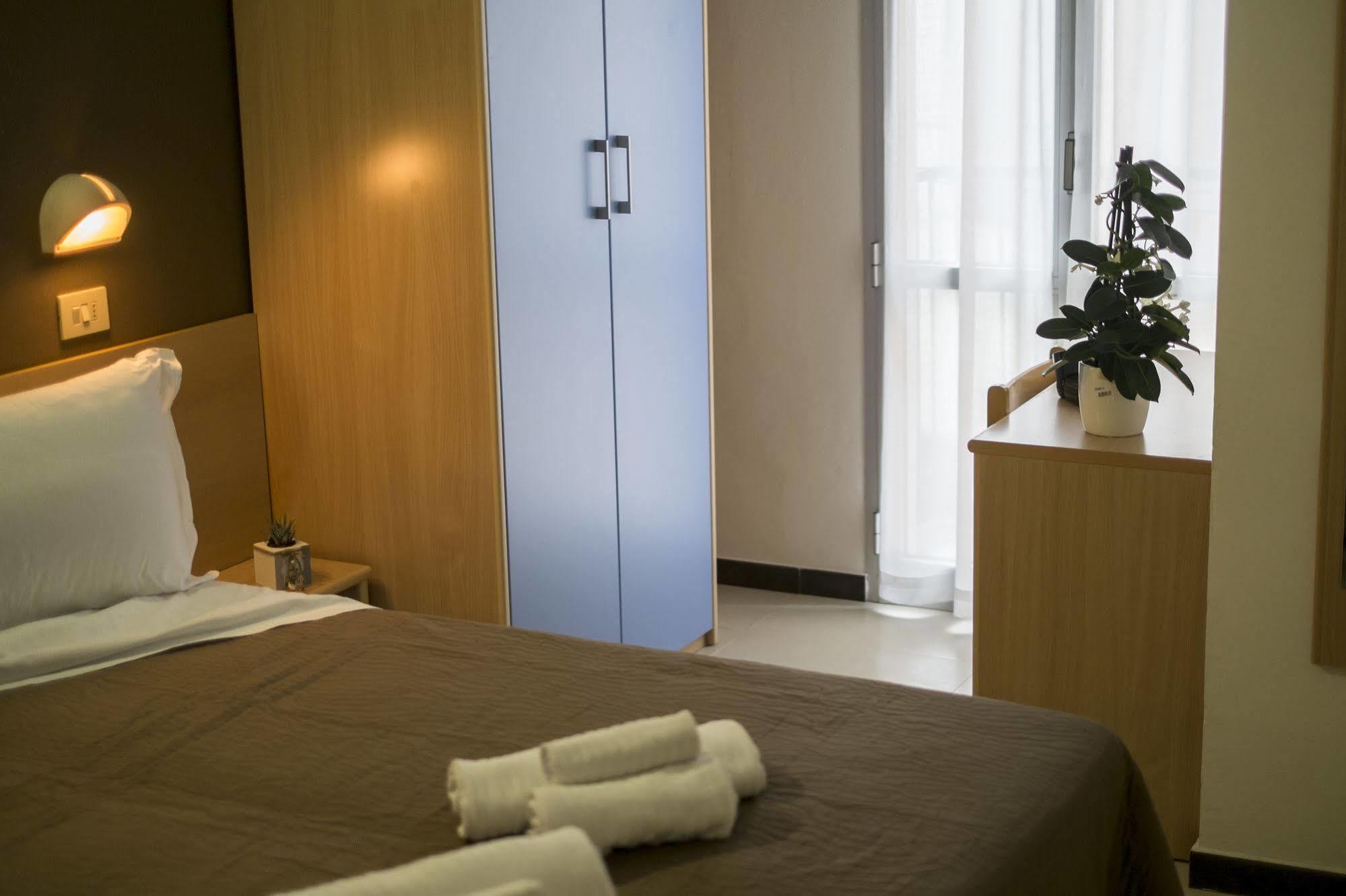 Hotel Adria Mare Rimini Bagian luar foto