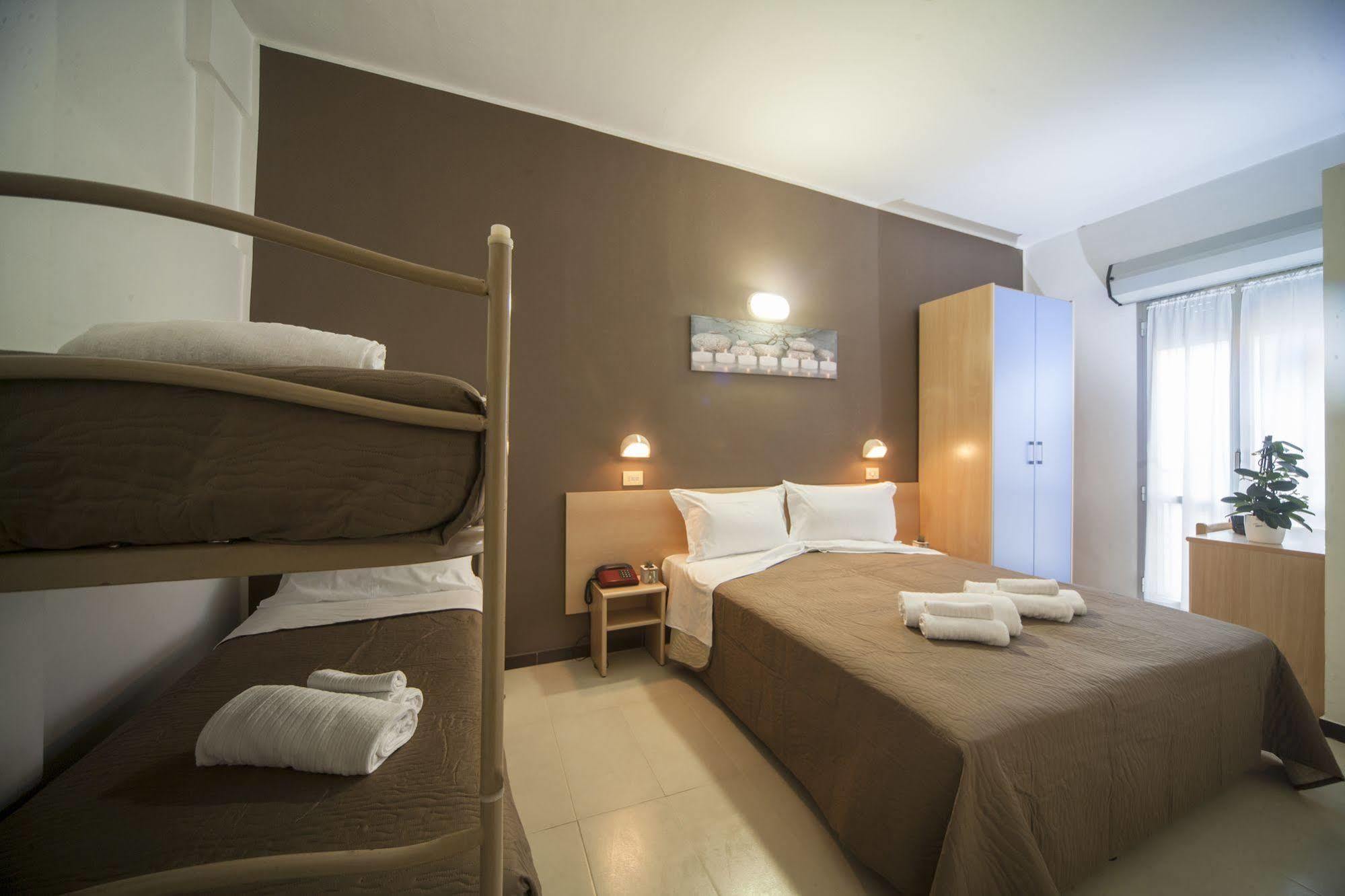 Hotel Adria Mare Rimini Bagian luar foto